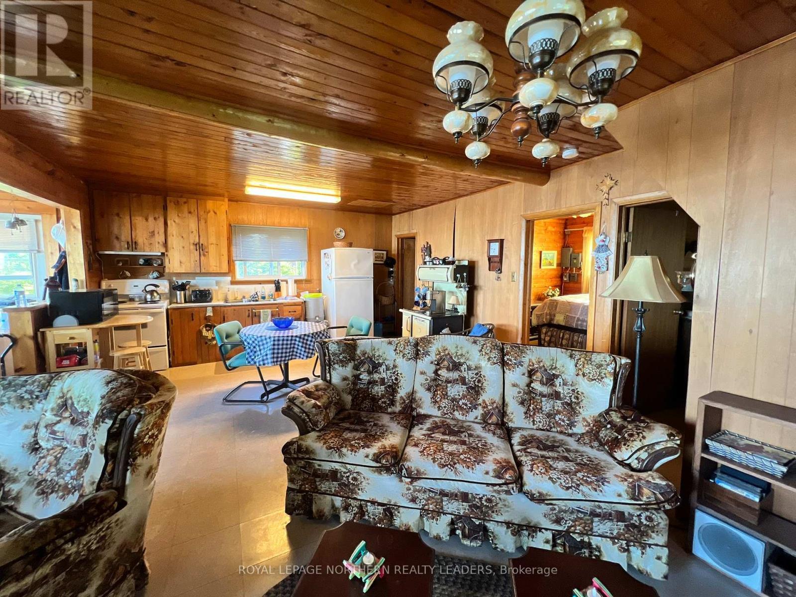 












633 LECLAIR AVENUE

,
Timmins (MTJ - Kamiskotia),




Ontario
P4R0C1

