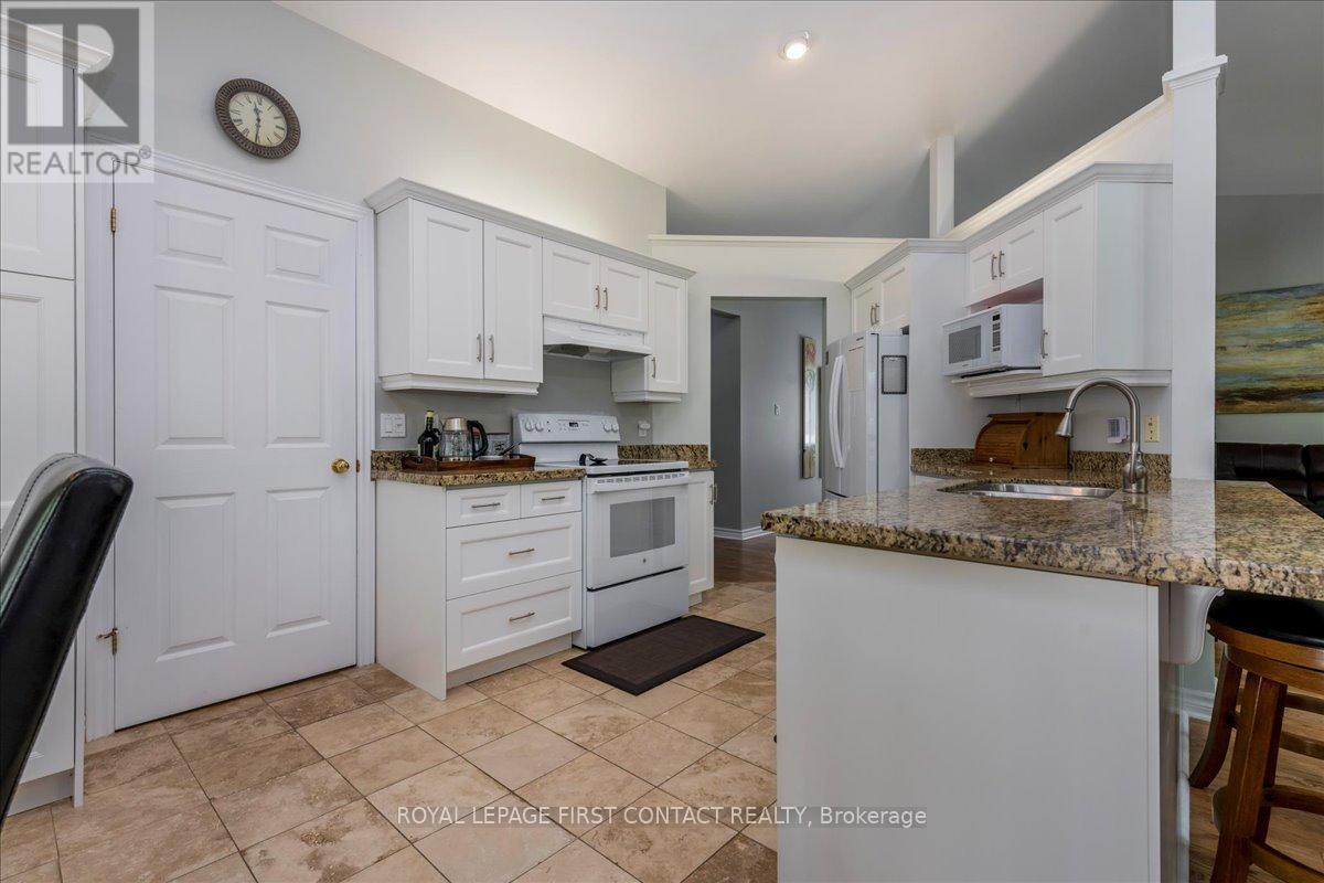 












6 MARTYN DRIVE

,
Wasaga Beach,




Ontario
L9Z1N4

