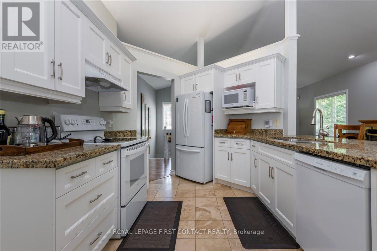 












6 MARTYN DRIVE

,
Wasaga Beach,




Ontario
L9Z1N4

