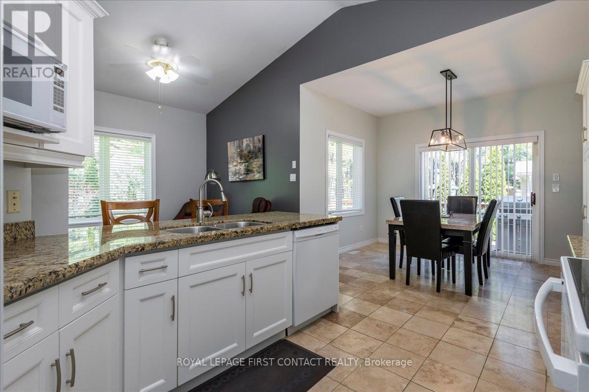 












6 MARTYN DRIVE

,
Wasaga Beach,




Ontario
L9Z1N4

