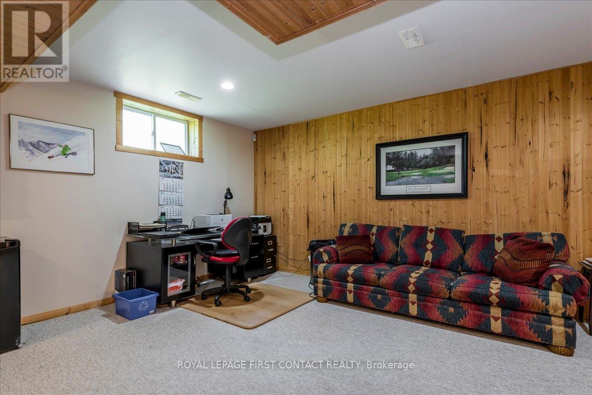 












6 MARTYN DRIVE

,
Wasaga Beach,




Ontario
L9Z1N4

