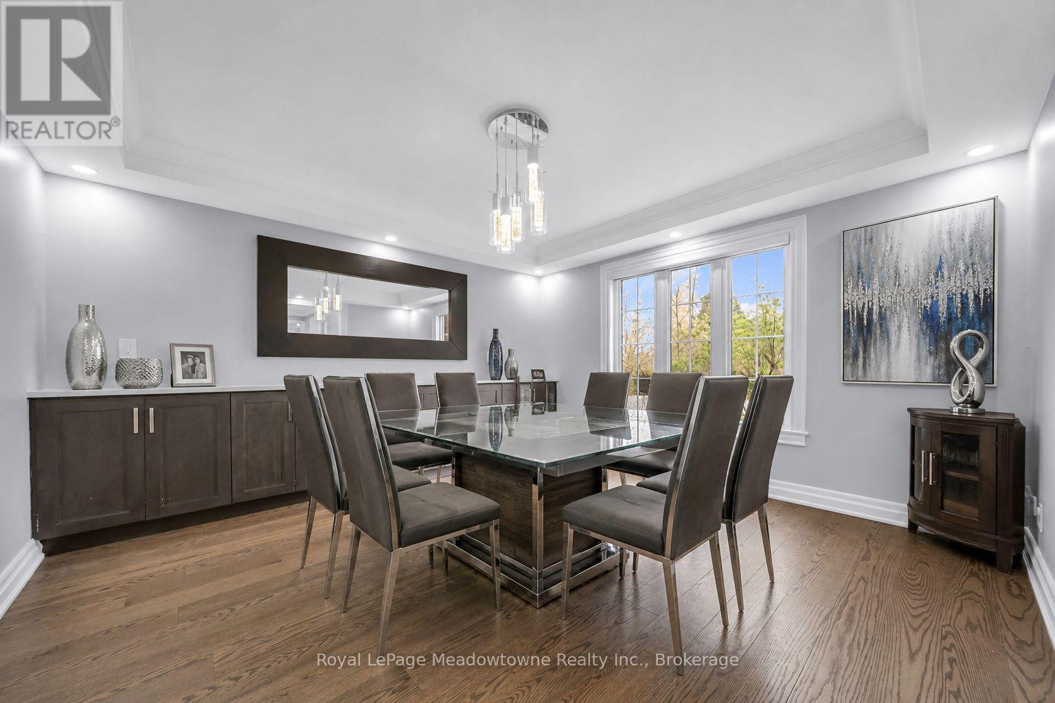 












170 CRAWFORD CRESCENT

,
Milton (Campbellville),




Ontario
L0P1B0

