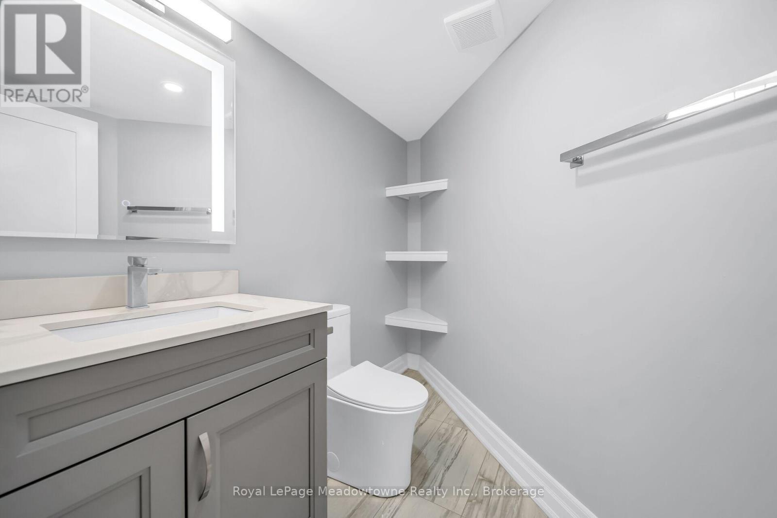 












170 CRAWFORD CRESCENT

,
Milton (Campbellville),




Ontario
L0P1B0

