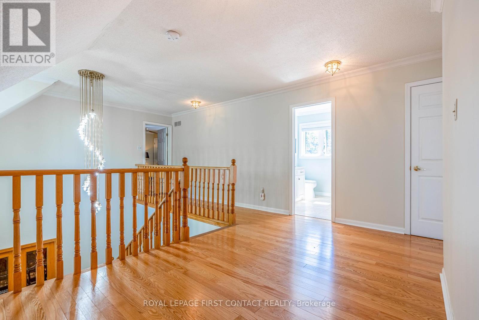 












41 MARILYN STREET

,
Caledon,




Ontario
L7C1H5

