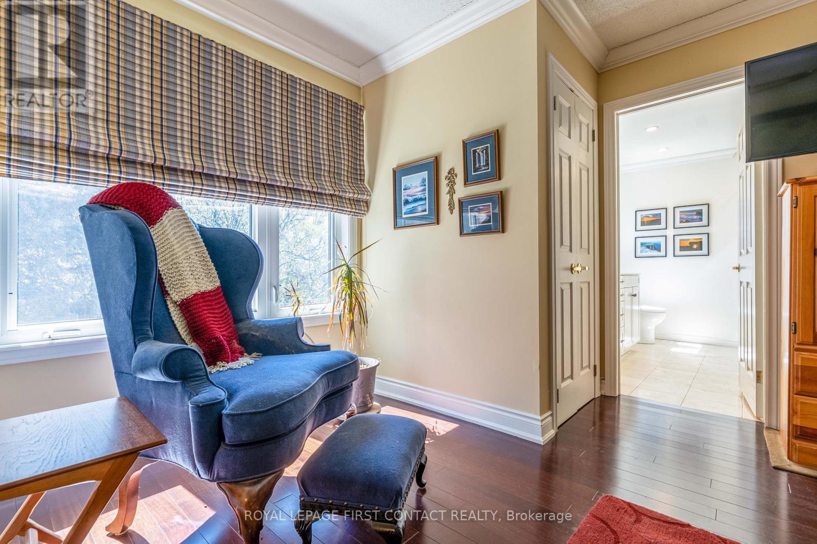 












41 MARILYN STREET

,
Caledon,




Ontario
L7C1H5


