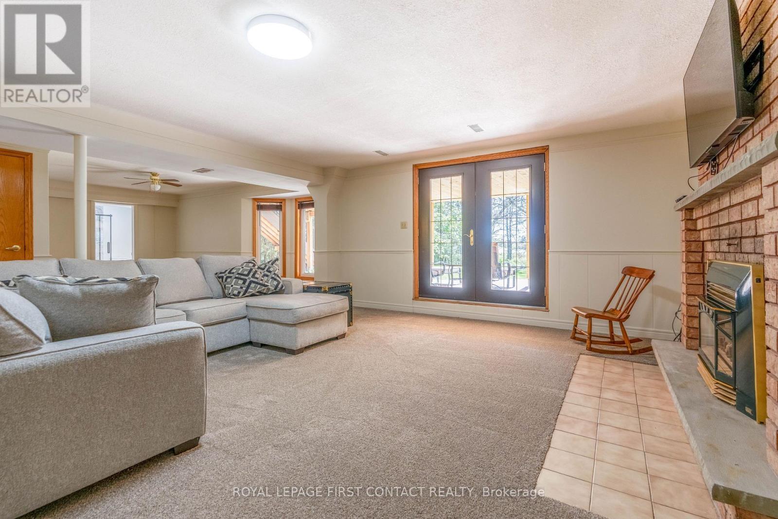 












41 MARILYN STREET

,
Caledon,




Ontario
L7C1H5

