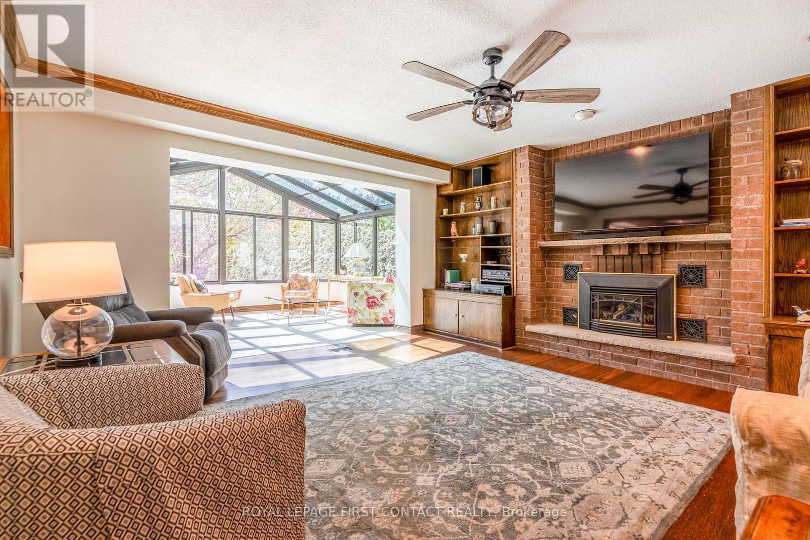 












41 MARILYN STREET

,
Caledon,




Ontario
L7C1H5


