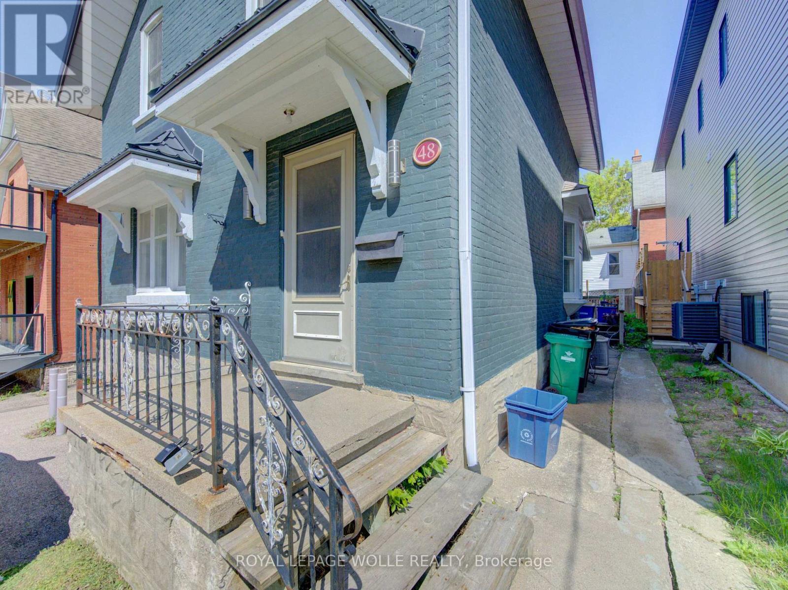 












48 BREITHAUPT STREET

,
Kitchener,




Ontario
N2H5G6

