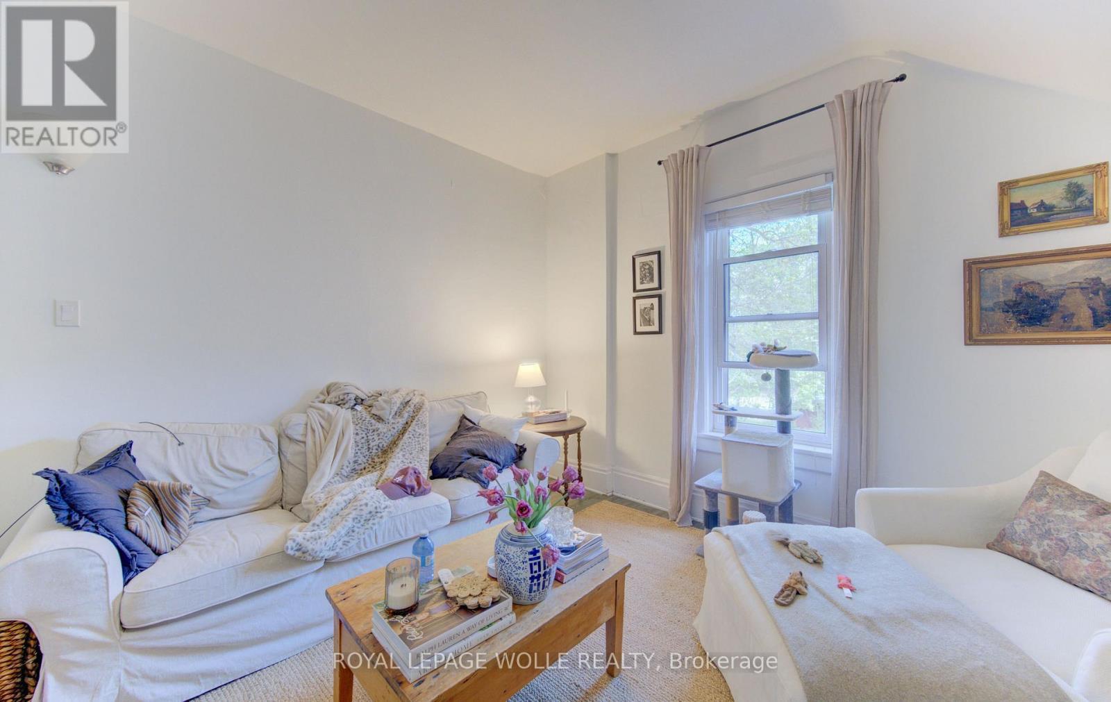 












48 BREITHAUPT STREET

,
Kitchener,




Ontario
N2H5G6

