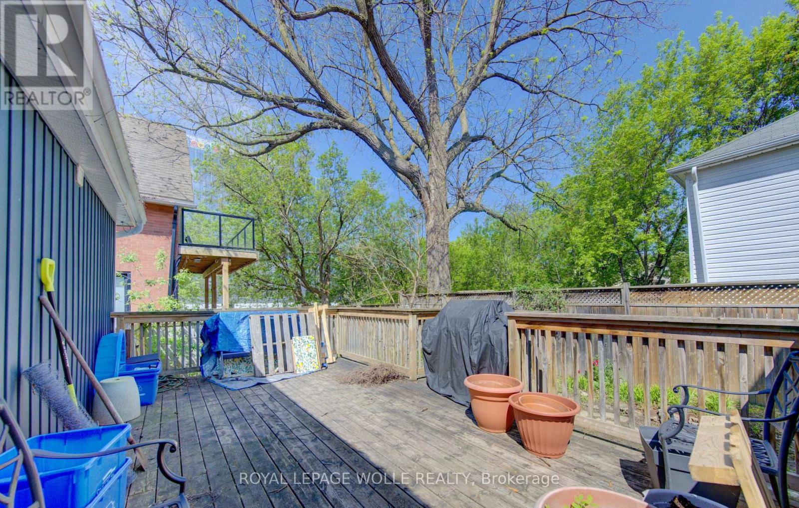 












48 BREITHAUPT STREET

,
Kitchener,




Ontario
N2H5G6

