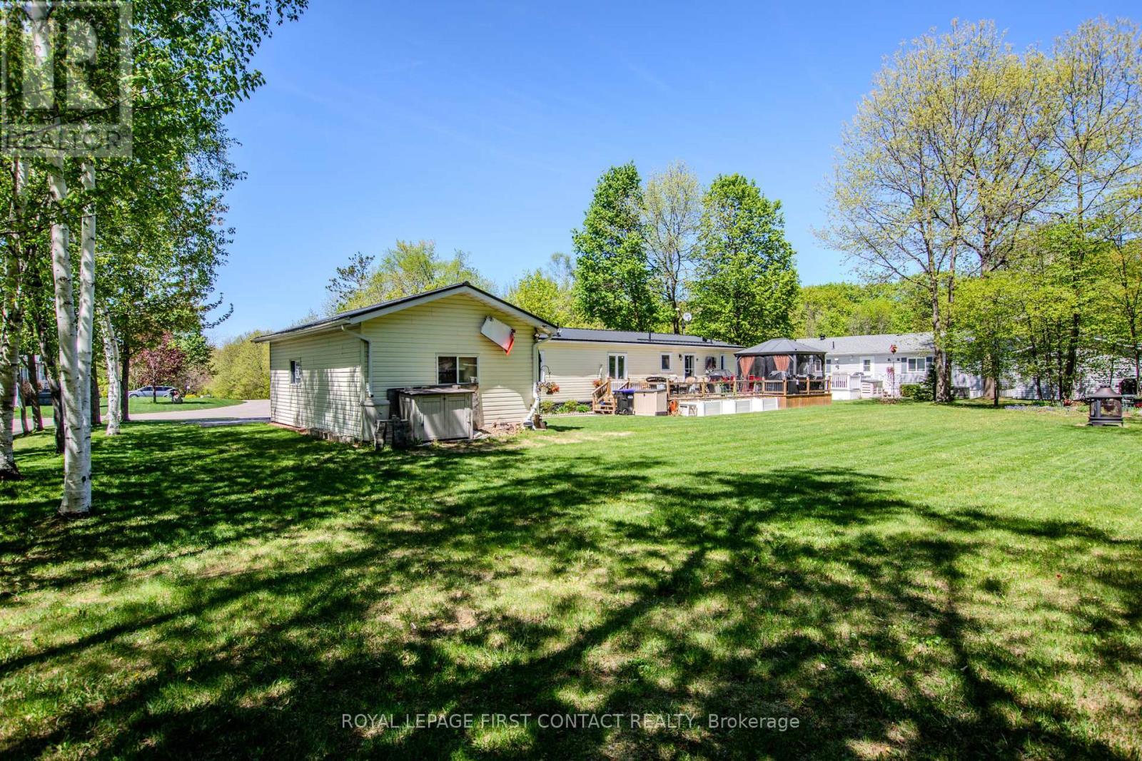 












63 - 5411 ELLIOTT SIDE ROAD

,
Tay,




Ontario
L4N4K3

