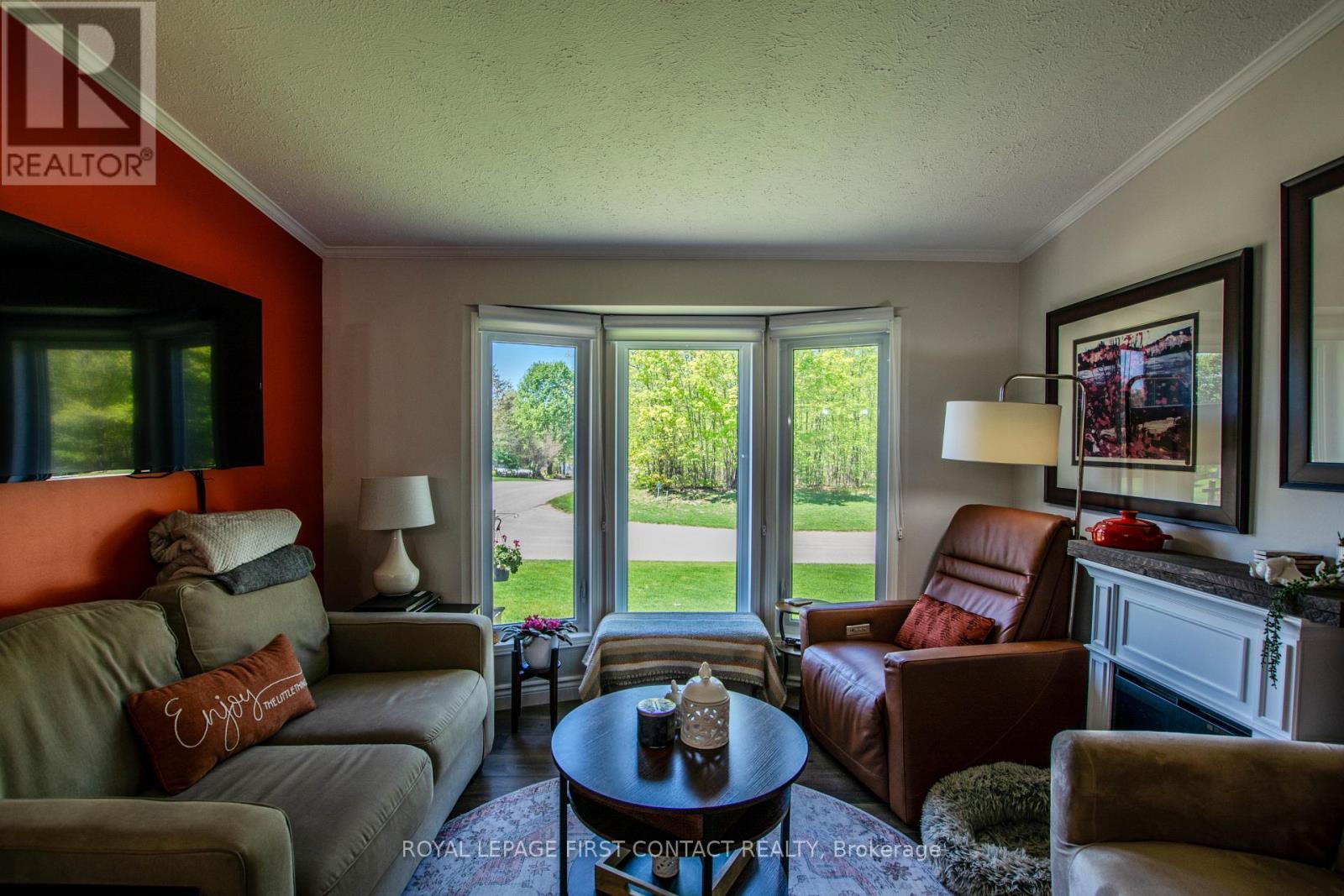 












63 - 5411 ELLIOTT SIDE ROAD

,
Tay,




Ontario
L4N4K3

