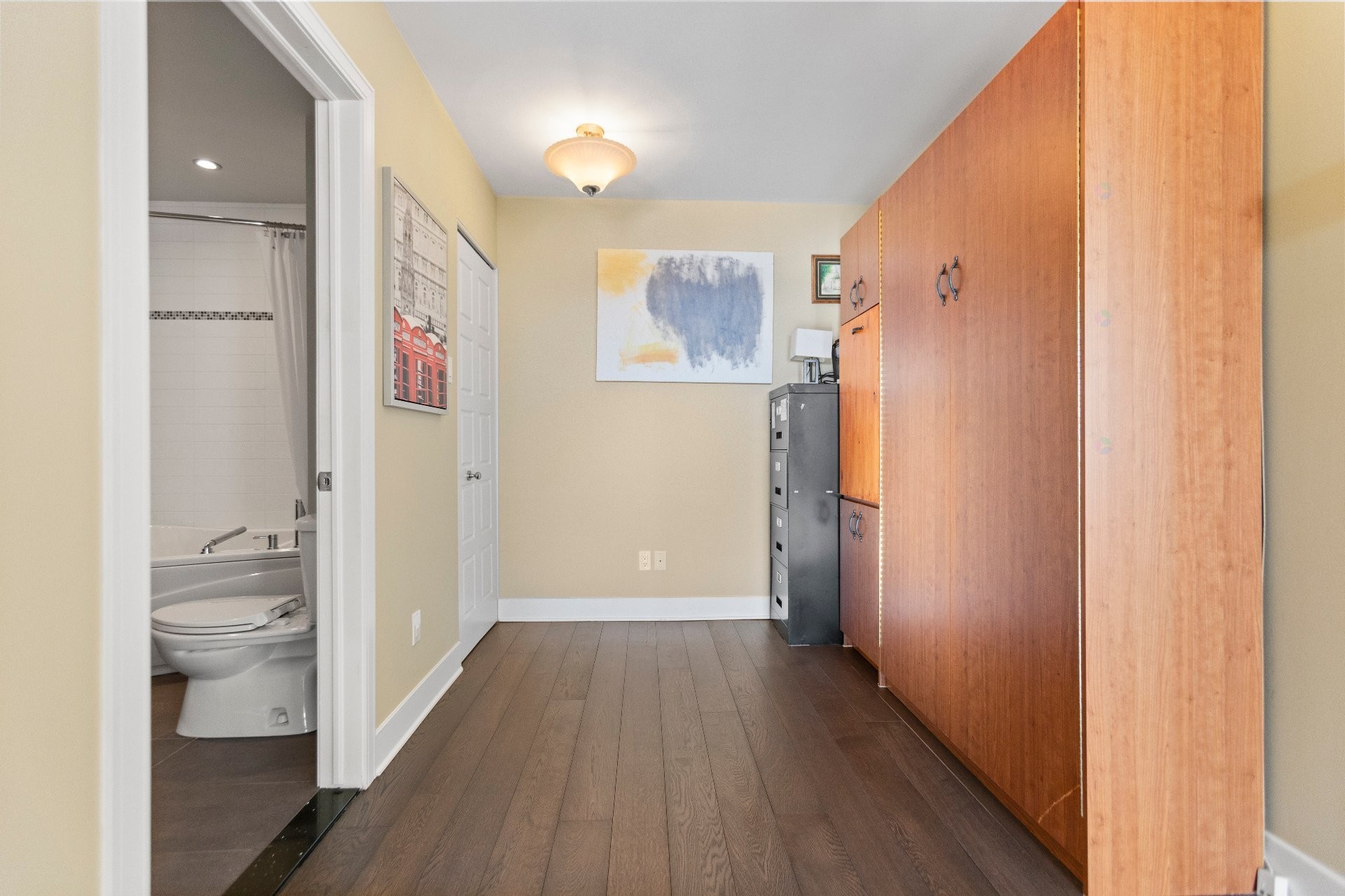 









795


Ch. du Bord-du-Lac-Lakeshore

, 409,
Dorval,




QC
H9S0A8


