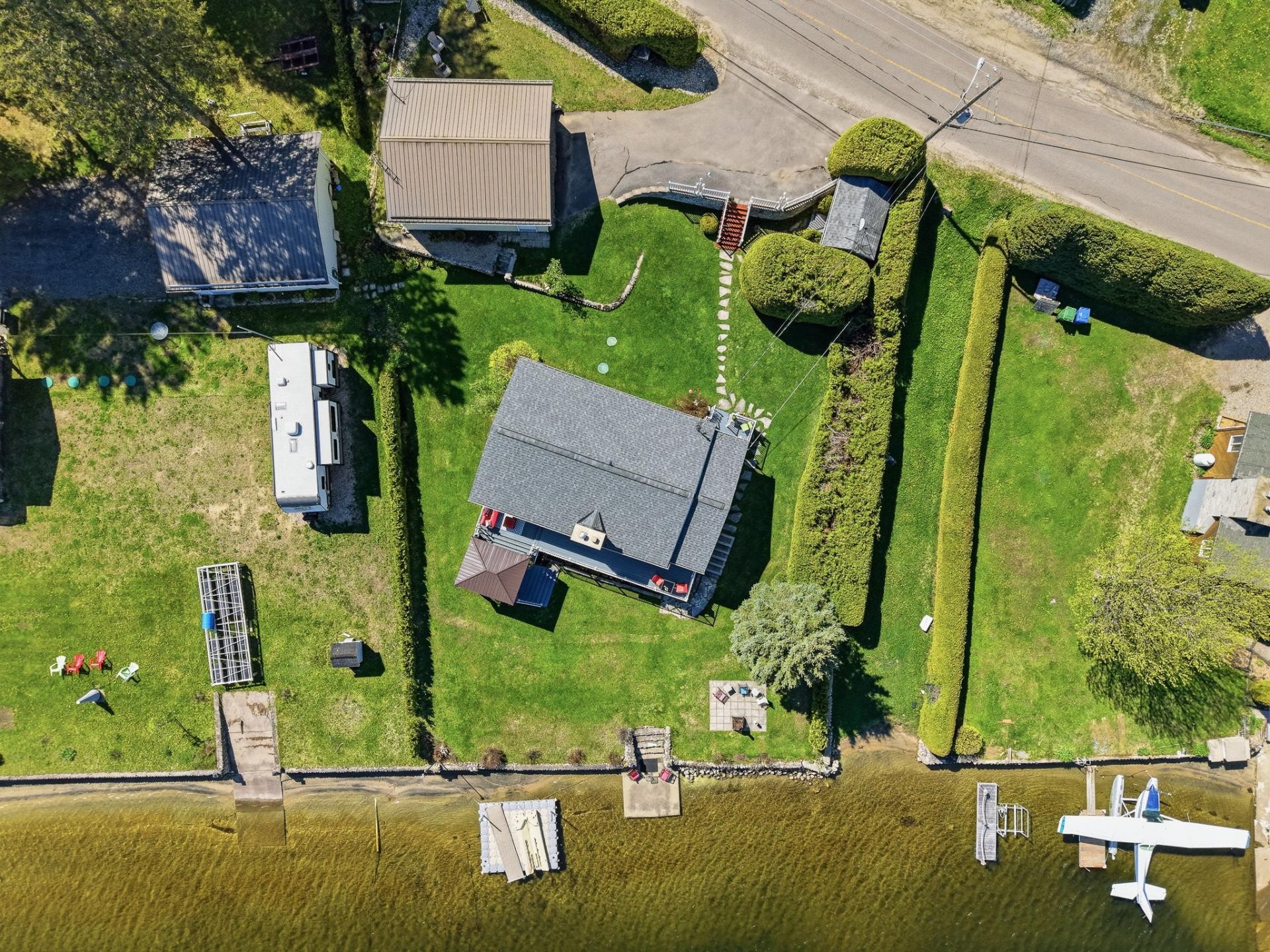 









940


4e Rang S.

,
Lac-Simon,




QC
J0V1E0

