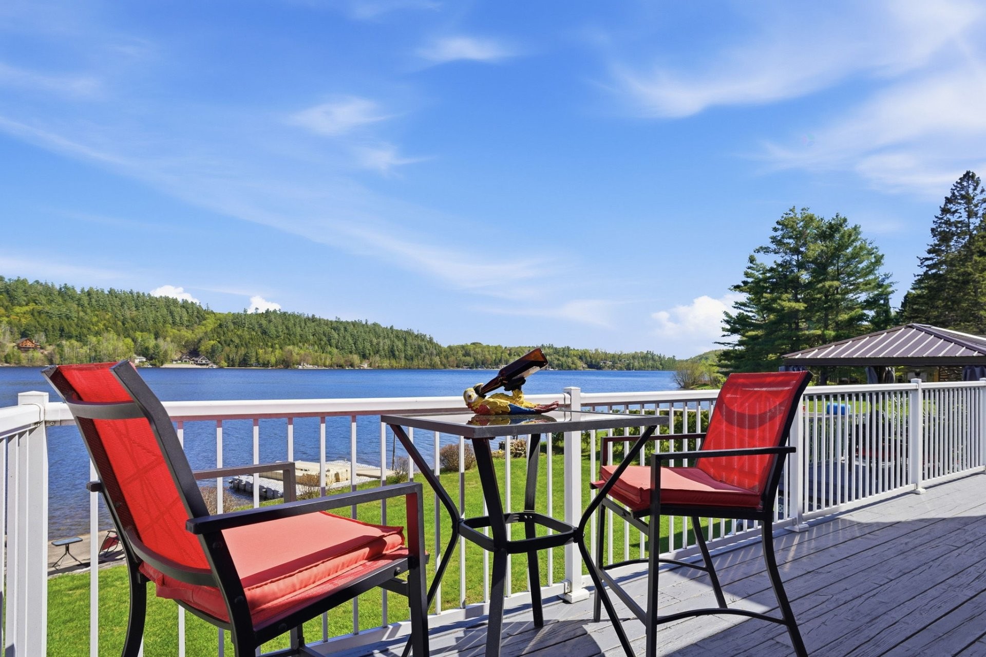 









940


4e Rang S.

,
Lac-Simon,




QC
J0V1E0

