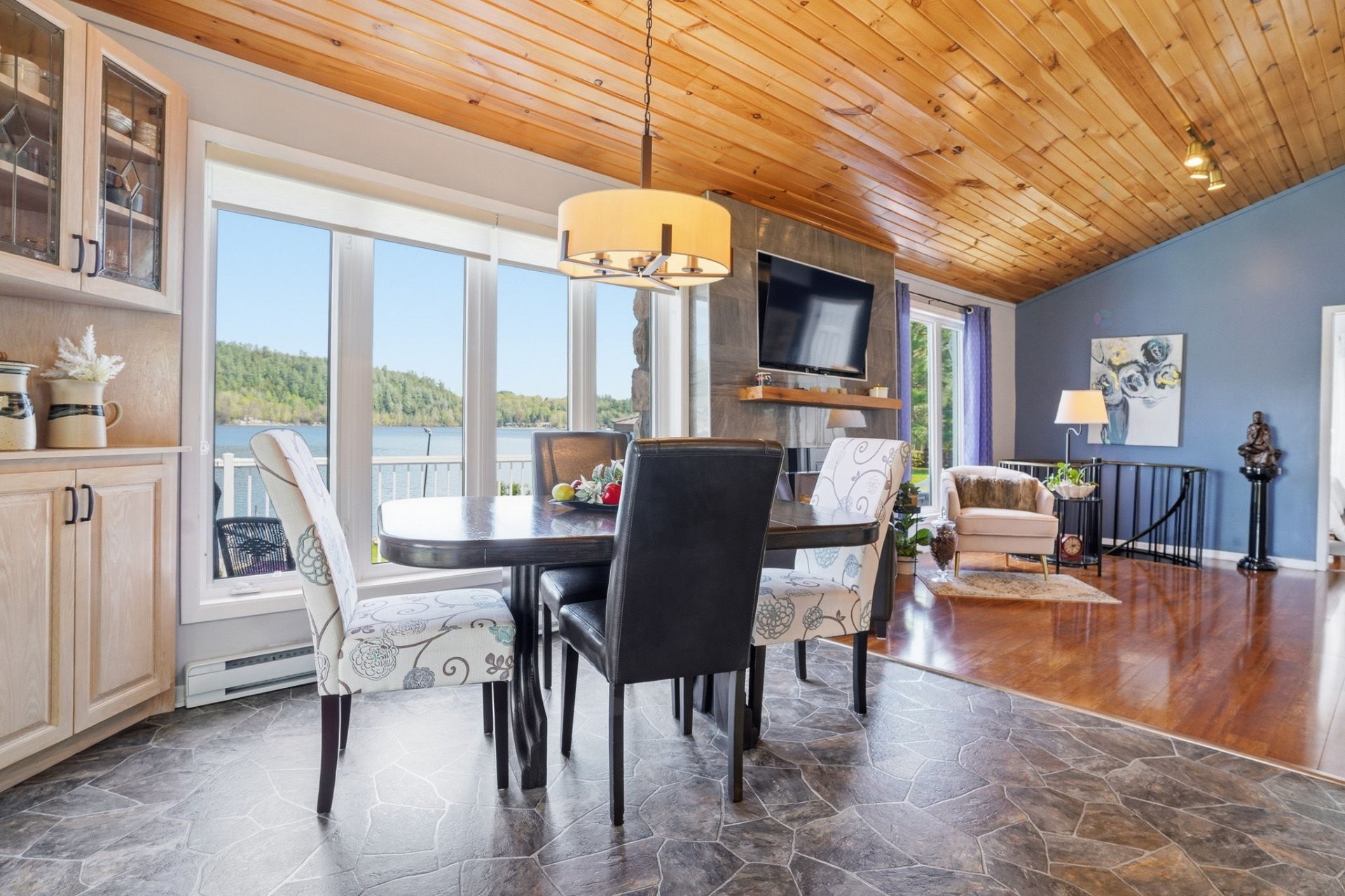 









940


4e Rang S.

,
Lac-Simon,




QC
J0V1E0

