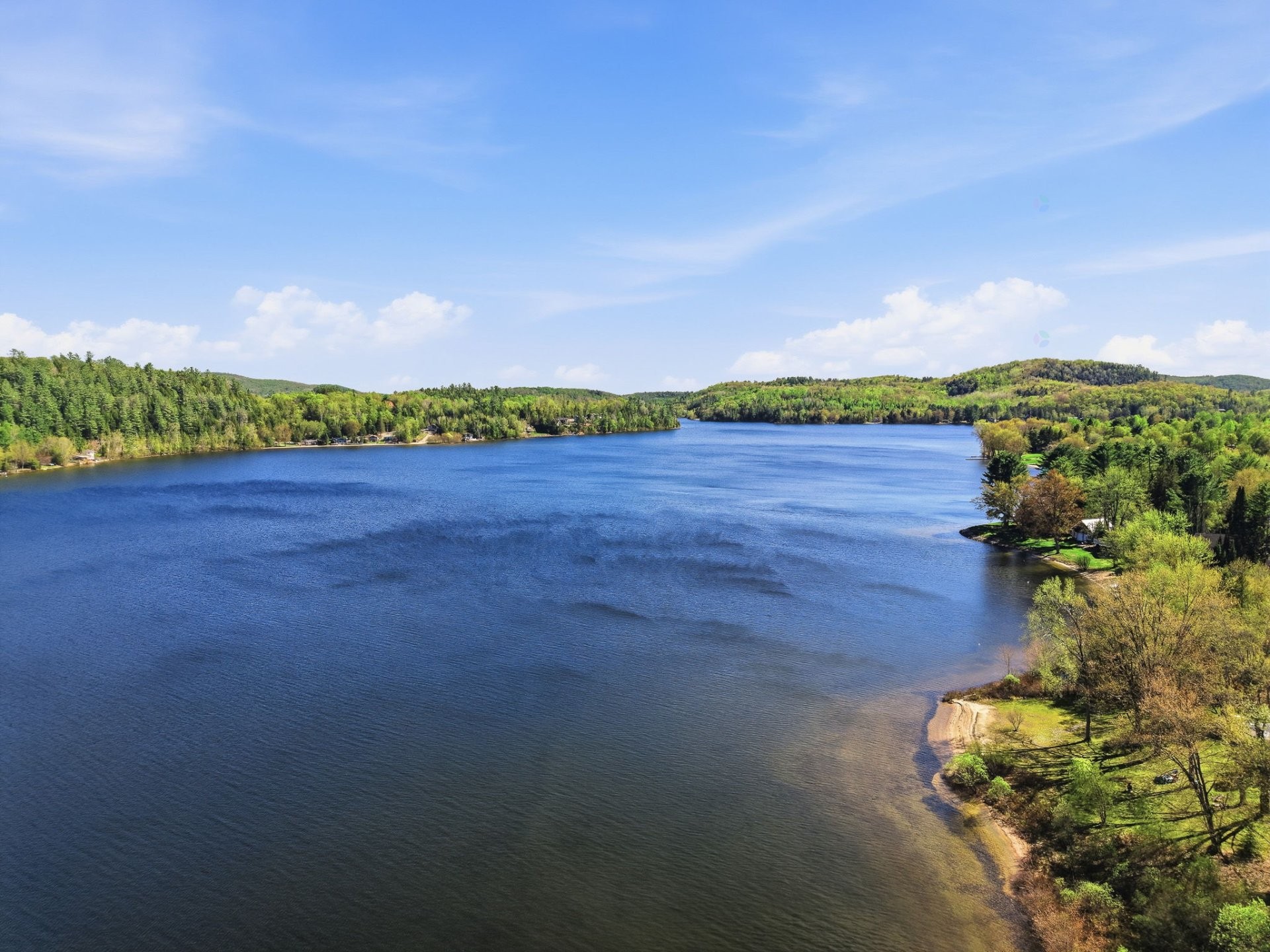 









940


4e Rang S.

,
Lac-Simon,




QC
J0V1E0

