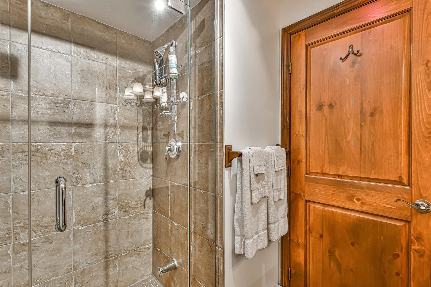 









250


Rue du Mont-Plaisant

, 4,
Mont-Tremblant,




QC
J8E1L2

