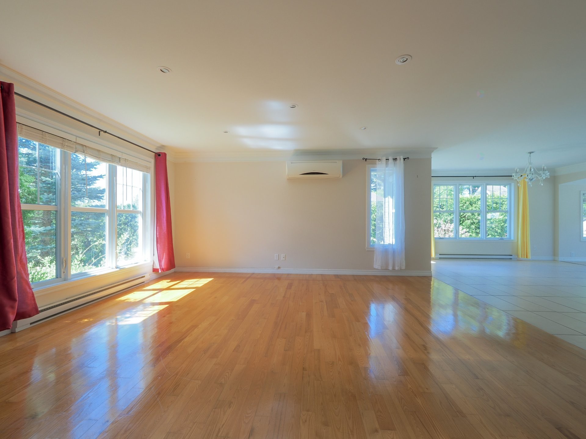 









1850


Rue de Bruxelles

,
Trois-Rivières,




QC
G0W0C1

