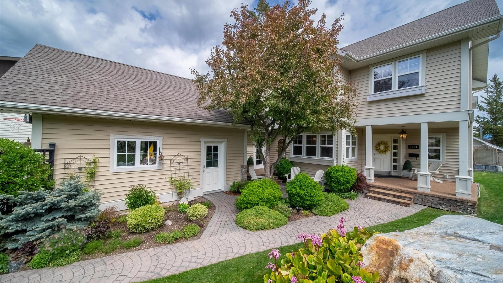 









1004


15th

Street,
Cranbrook,




BC
V1C 5V2

