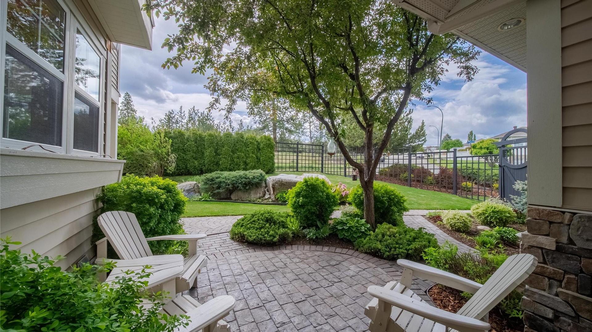 









1004


15th

Street,
Cranbrook,




BC
V1C 5V2

