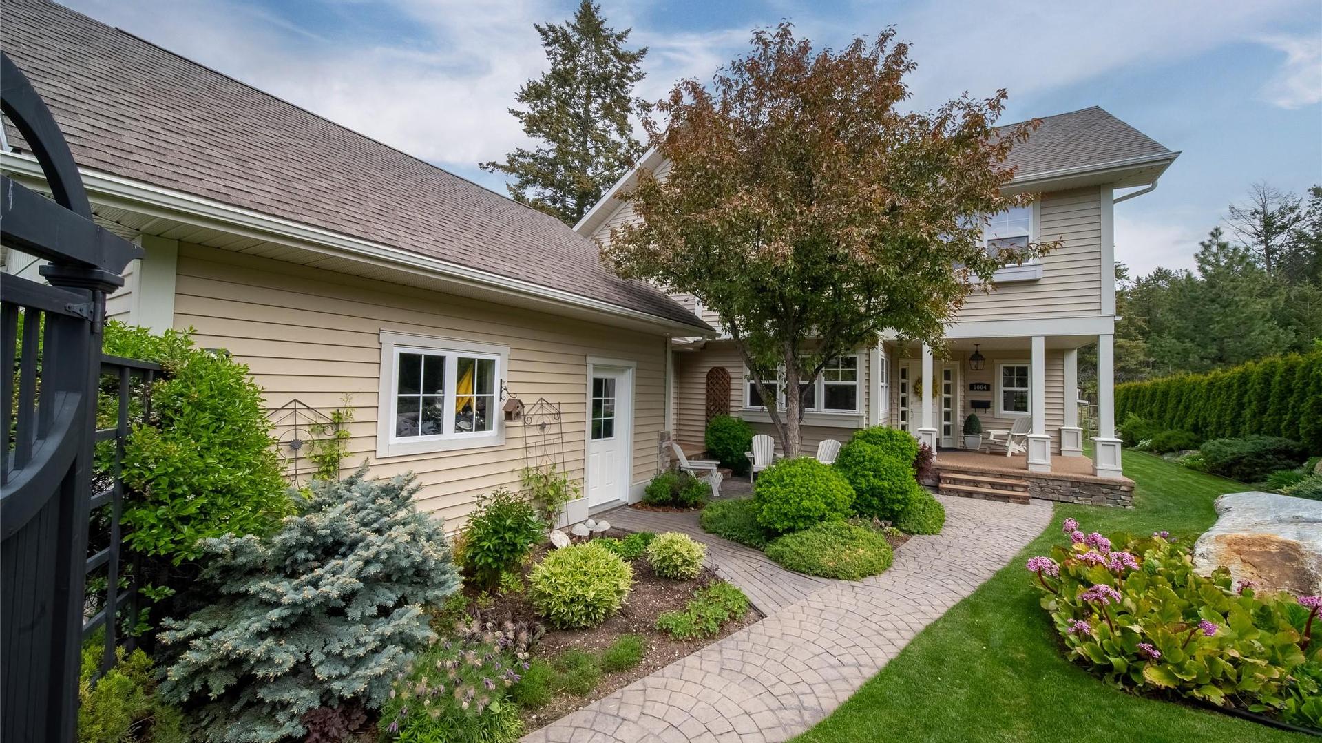 









1004


15th

Street,
Cranbrook,




BC
V1C 5V2

