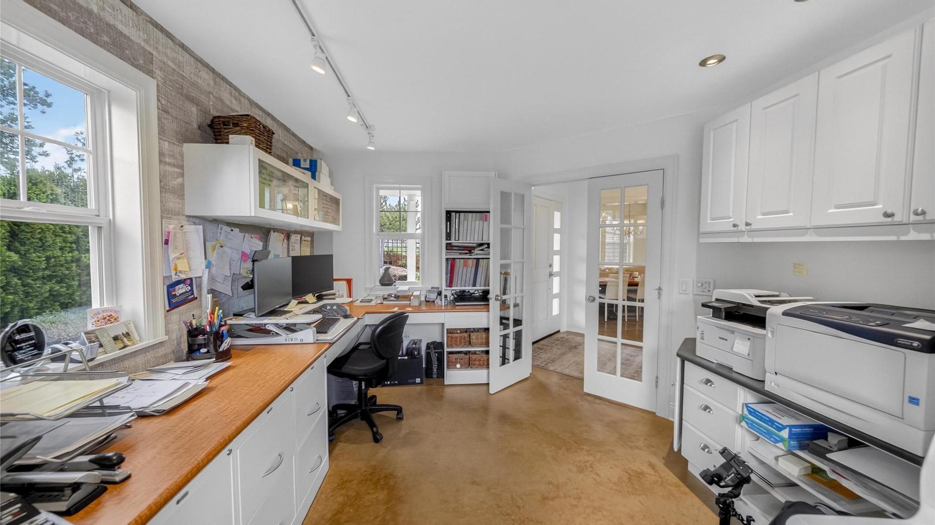 









1004


15th

Street,
Cranbrook,




BC
V1C 5V2

