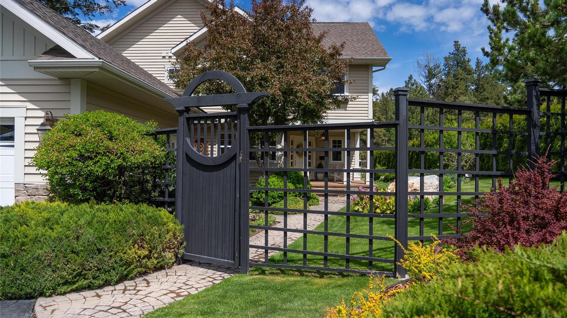 









1004


15th

Street,
Cranbrook,




BC
V1C 5V2

