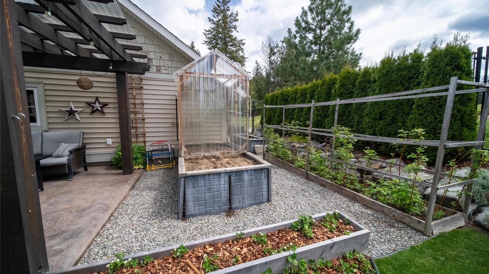 









1004


15th

Street,
Cranbrook,




BC
V1C 5V2

