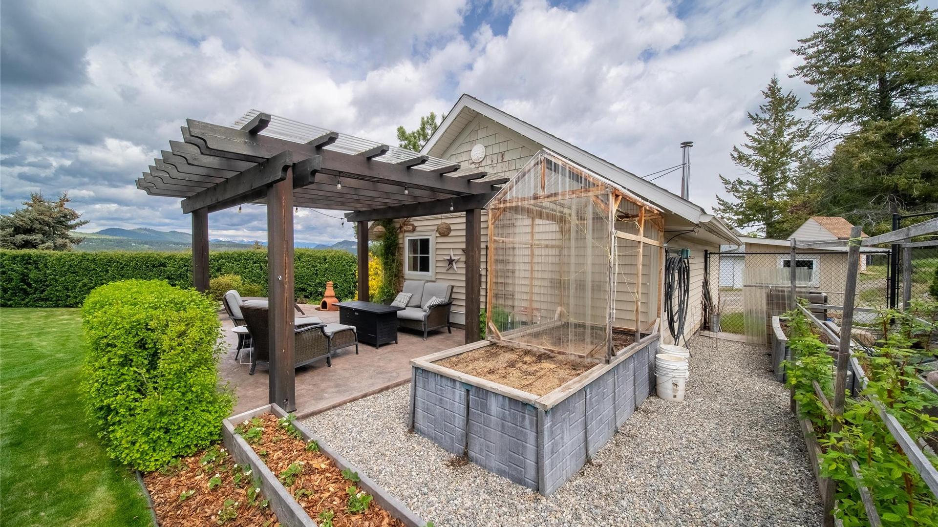 









1004


15th

Street,
Cranbrook,




BC
V1C 5V2

