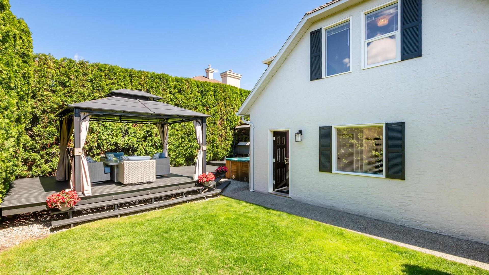 









3077


Quail

Crescent,
Kelowna,




BC
V1V 2A1

