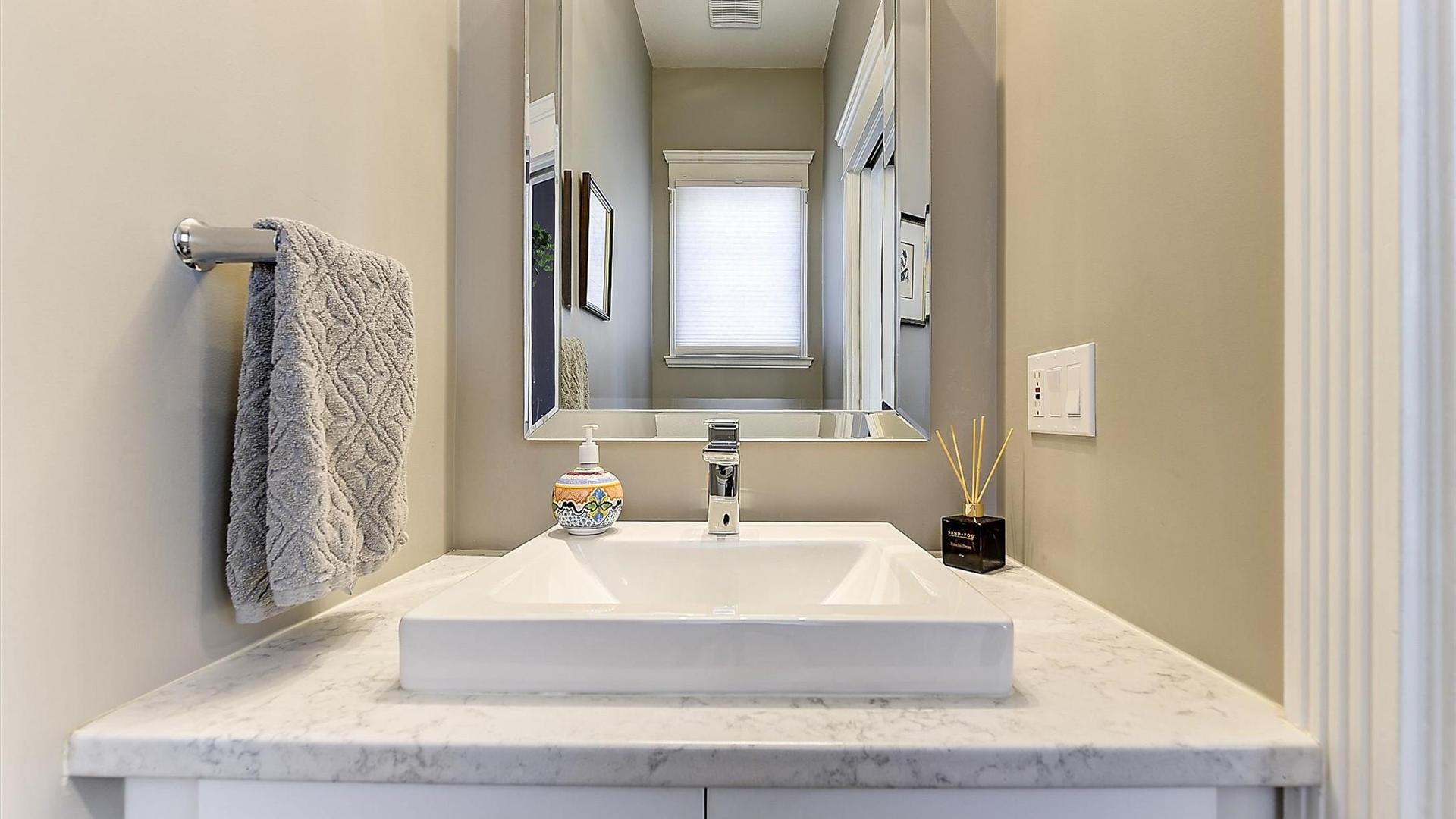 









3077


Quail

Crescent,
Kelowna,




BC
V1V 2A1

