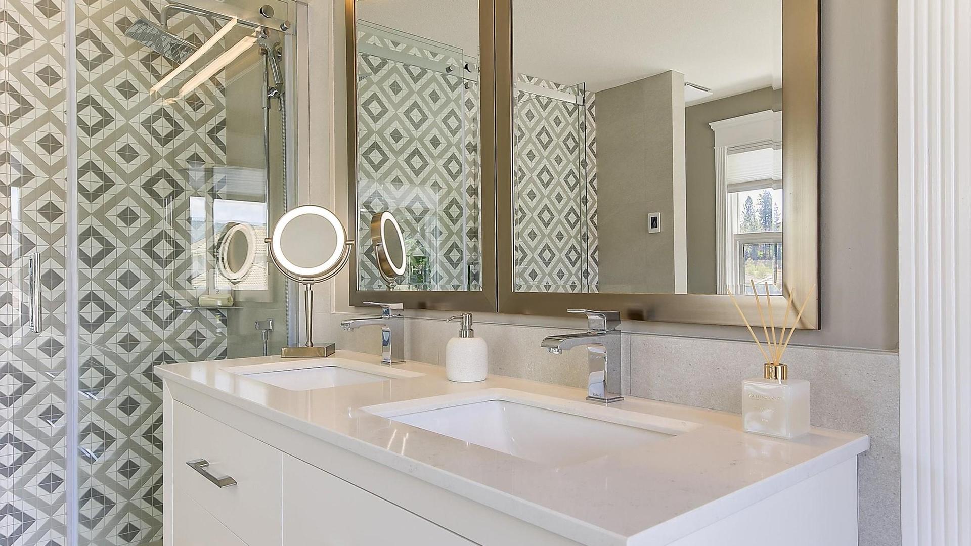 









3077


Quail

Crescent,
Kelowna,




BC
V1V 2A1

