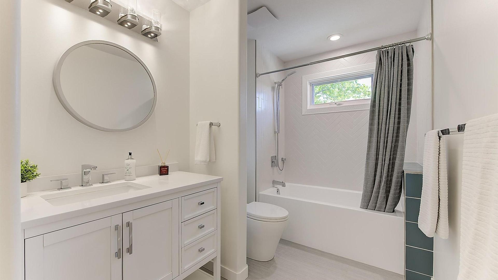 









3077


Quail

Crescent,
Kelowna,




BC
V1V 2A1

