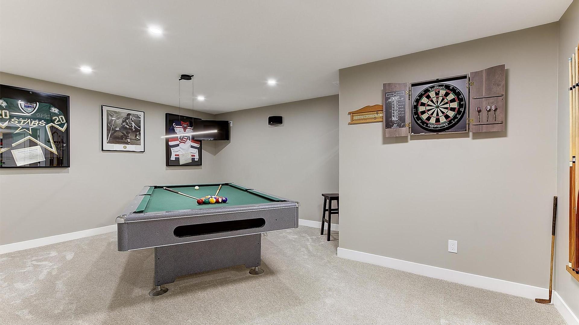 









3077


Quail

Crescent,
Kelowna,




BC
V1V 2A1

