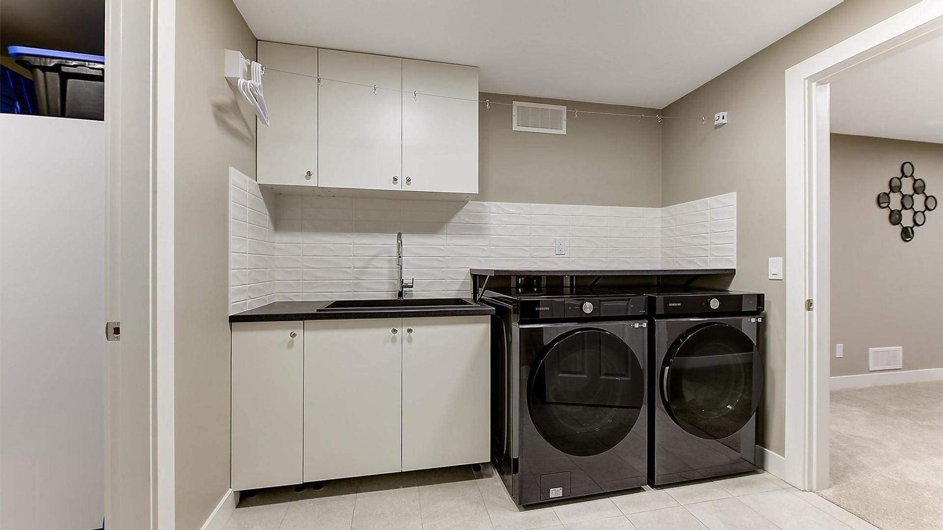 









3077


Quail

Crescent,
Kelowna,




BC
V1V 2A1

