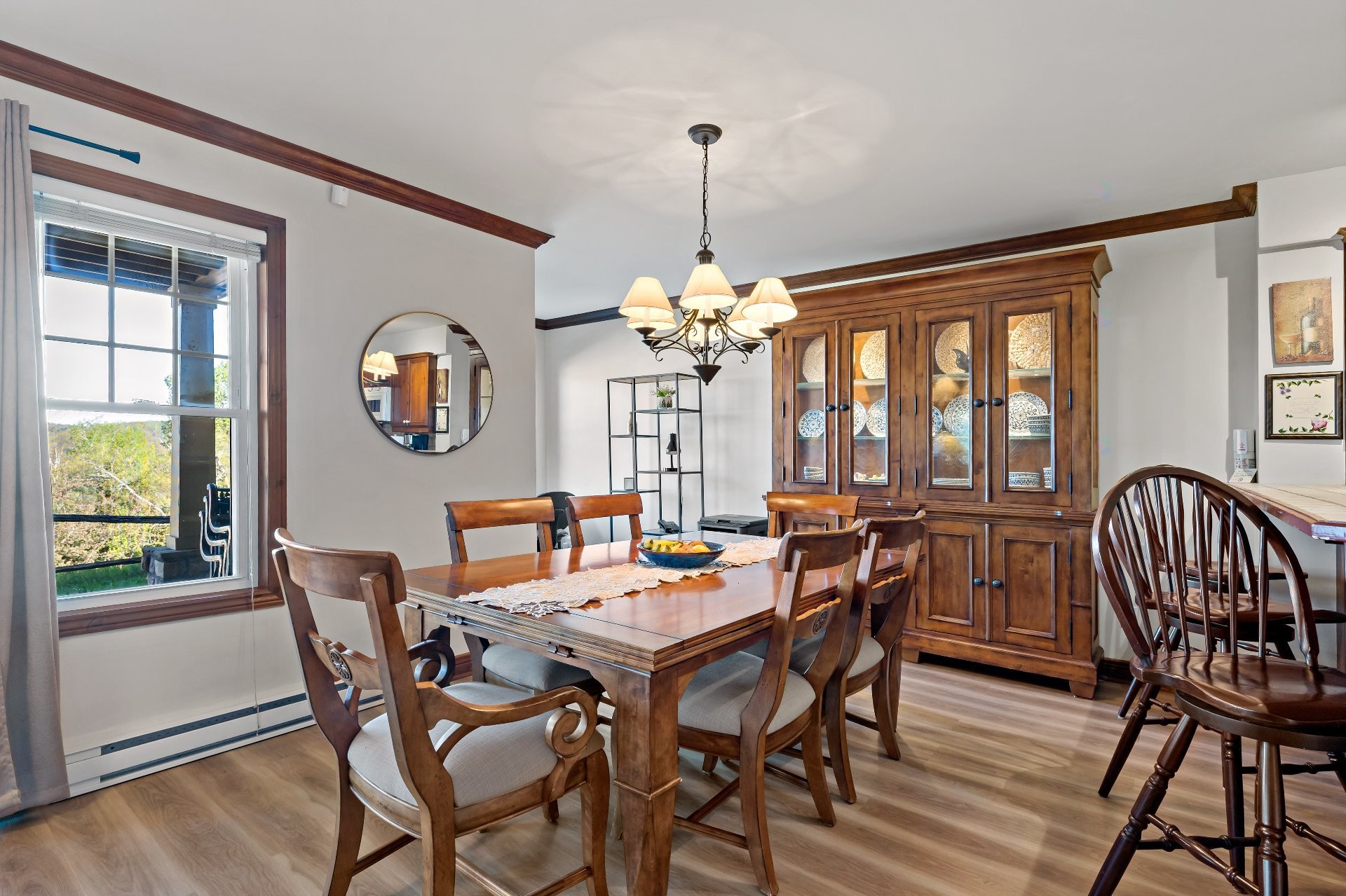 









166


Rue du Mont-Plaisant

, 1,
Mont-Tremblant,




QC
J8E1L2

