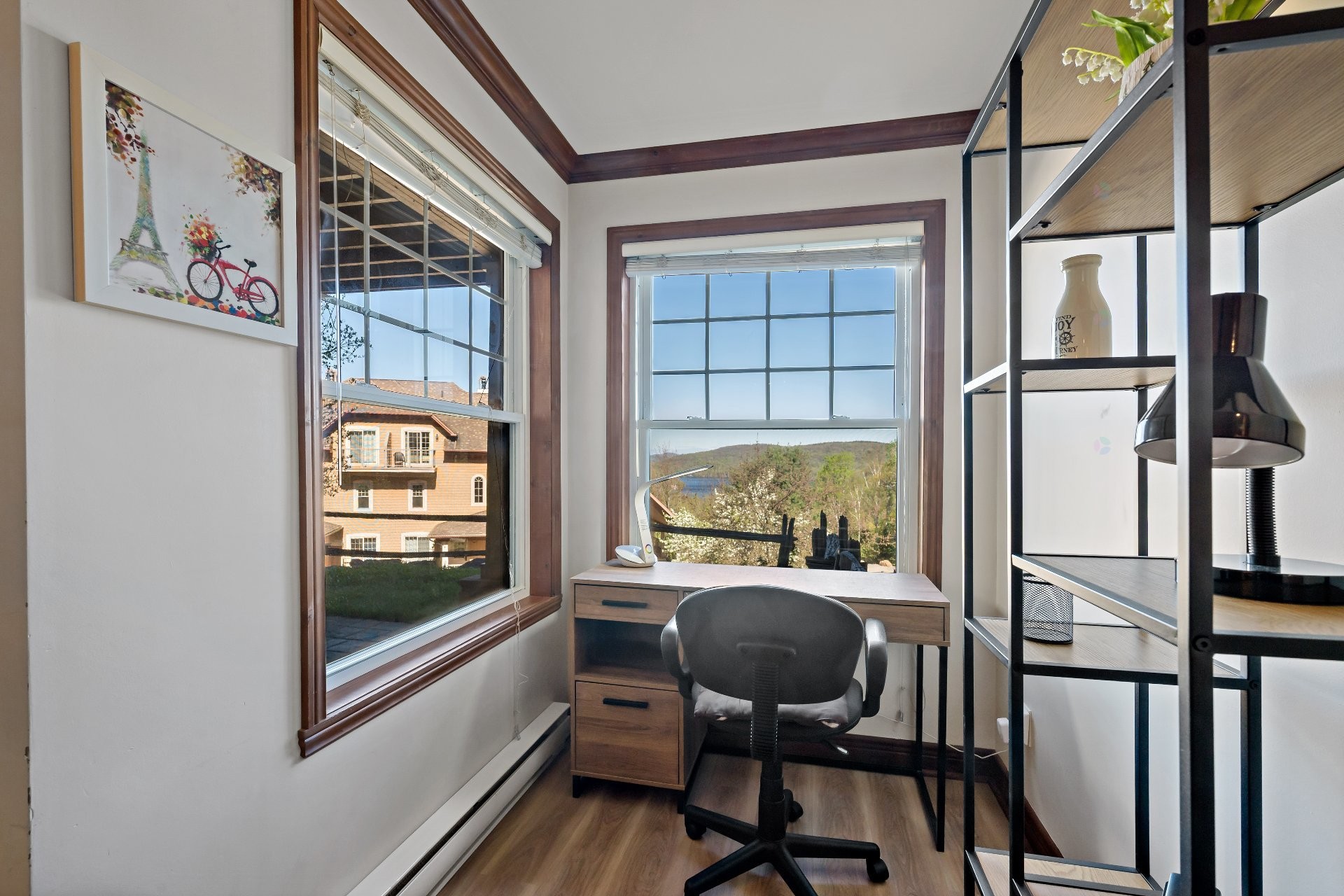 









166


Rue du Mont-Plaisant

, 1,
Mont-Tremblant,




QC
J8E1L2

