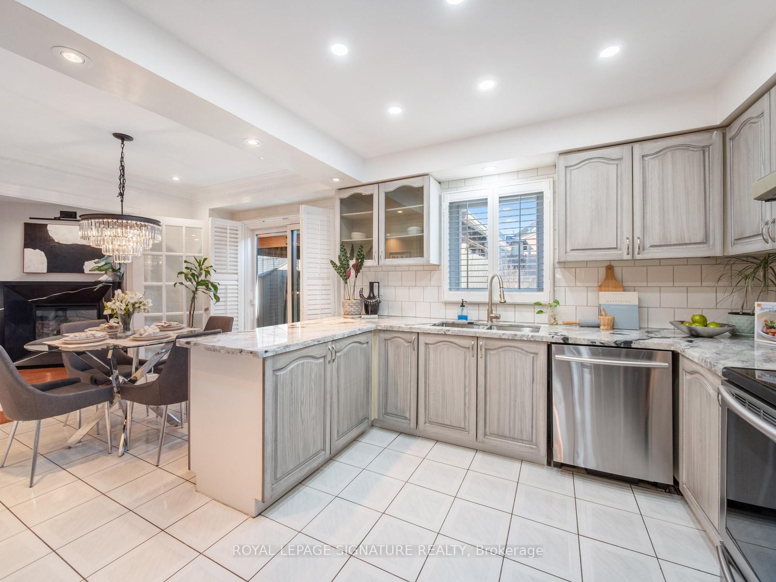 









171


Hupfield

Trail,
Toronto,




ON
M1B 4P1

