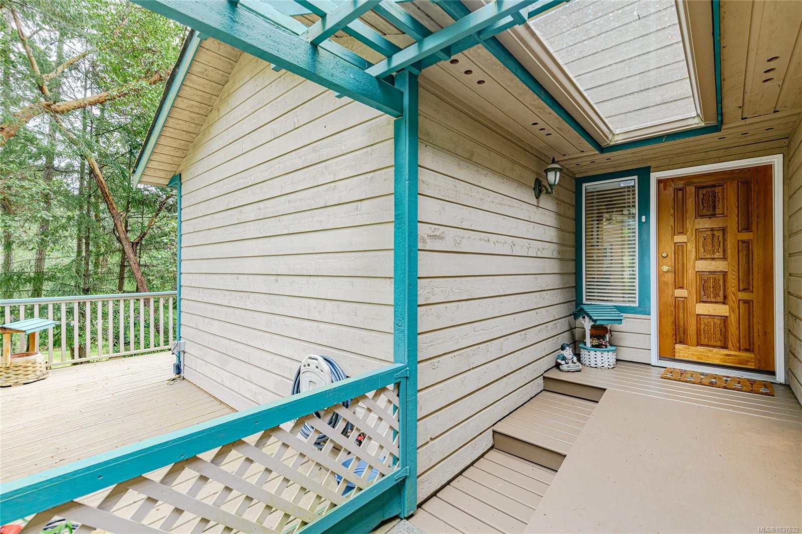 









204


Cormorant

Cres,
Salt Spring,




BC
V8K 1G8

