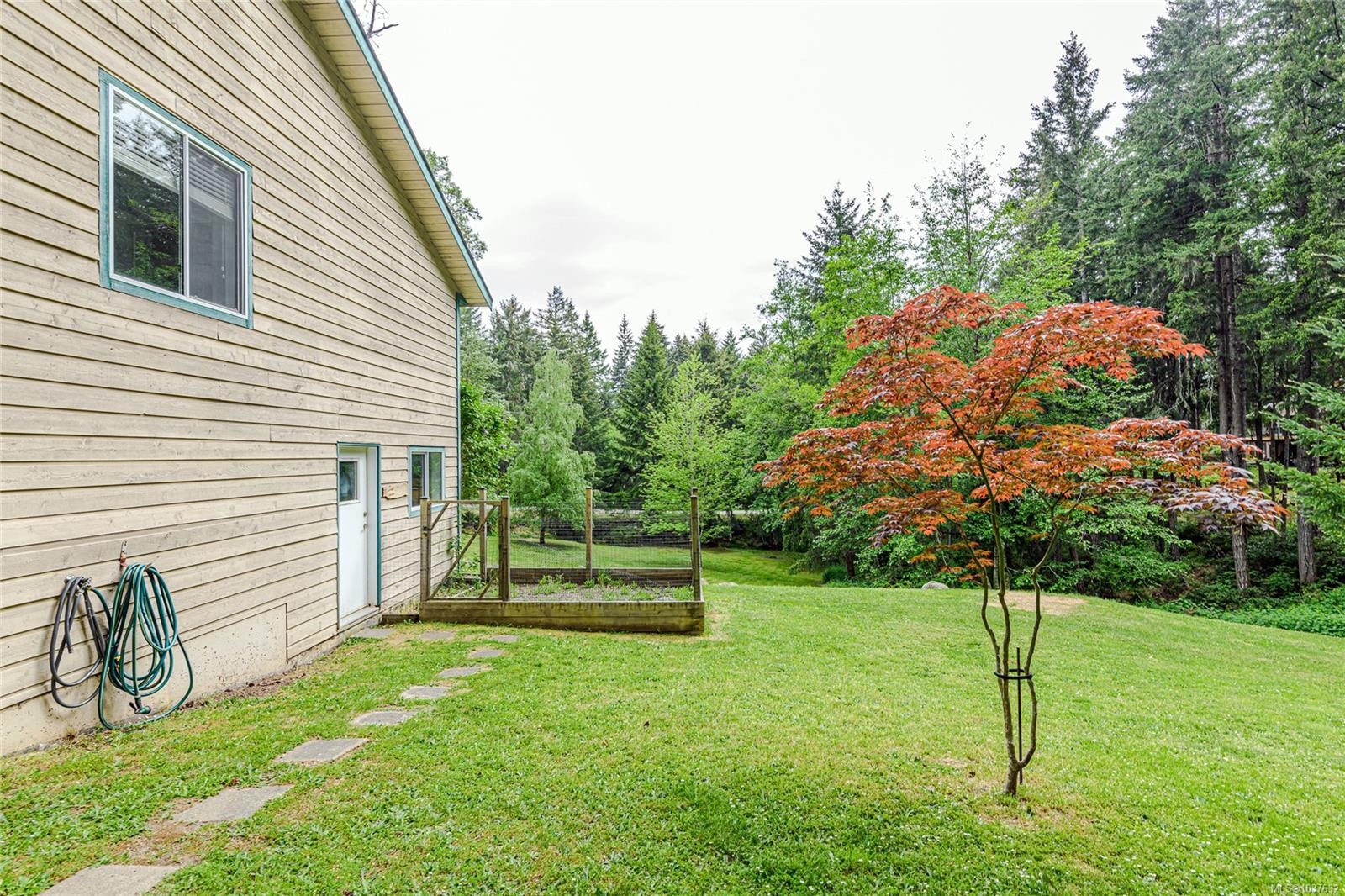 









204


Cormorant

Cres,
Salt Spring,




BC
V8K 1G8

