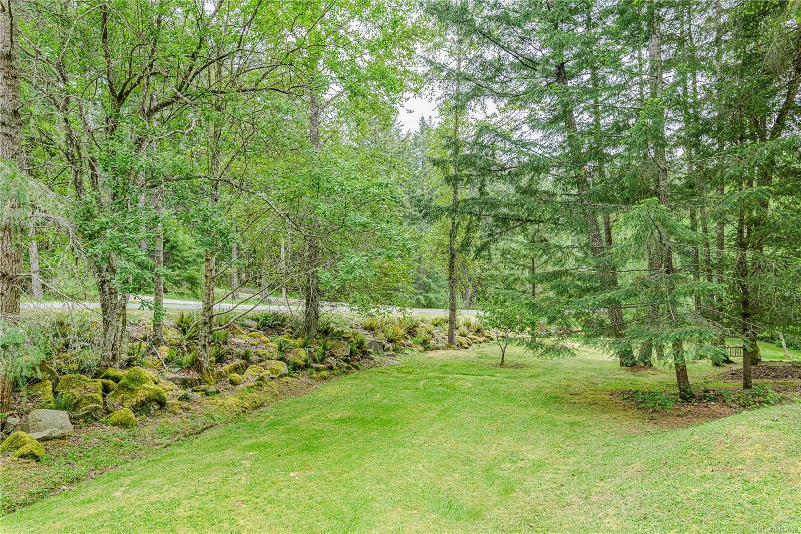 









204


Cormorant

Cres,
Salt Spring,




BC
V8K 1G8

