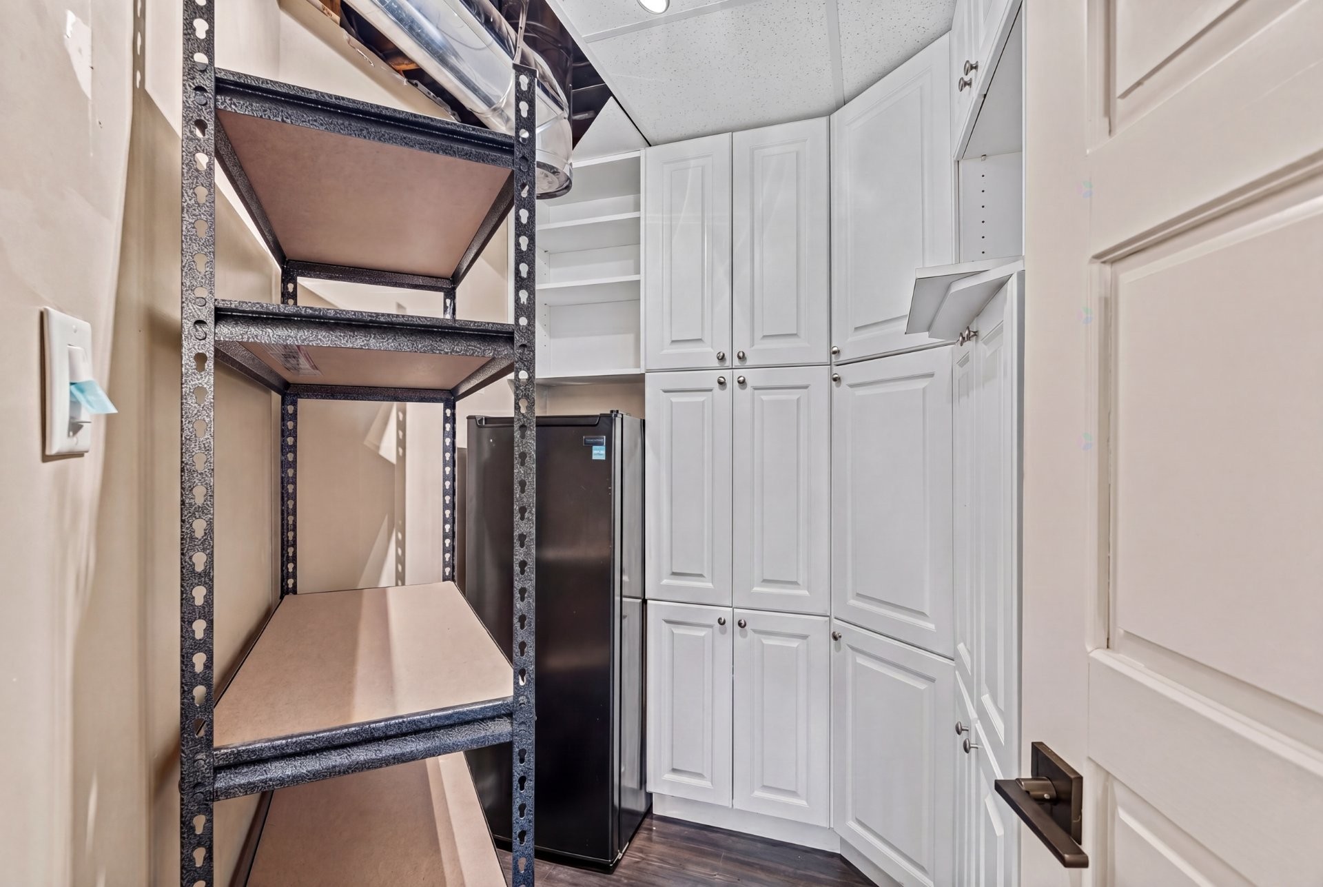 









9


Rue Francine

,
Grenville-sur-la-Rouge,




QC
J0V1B0

