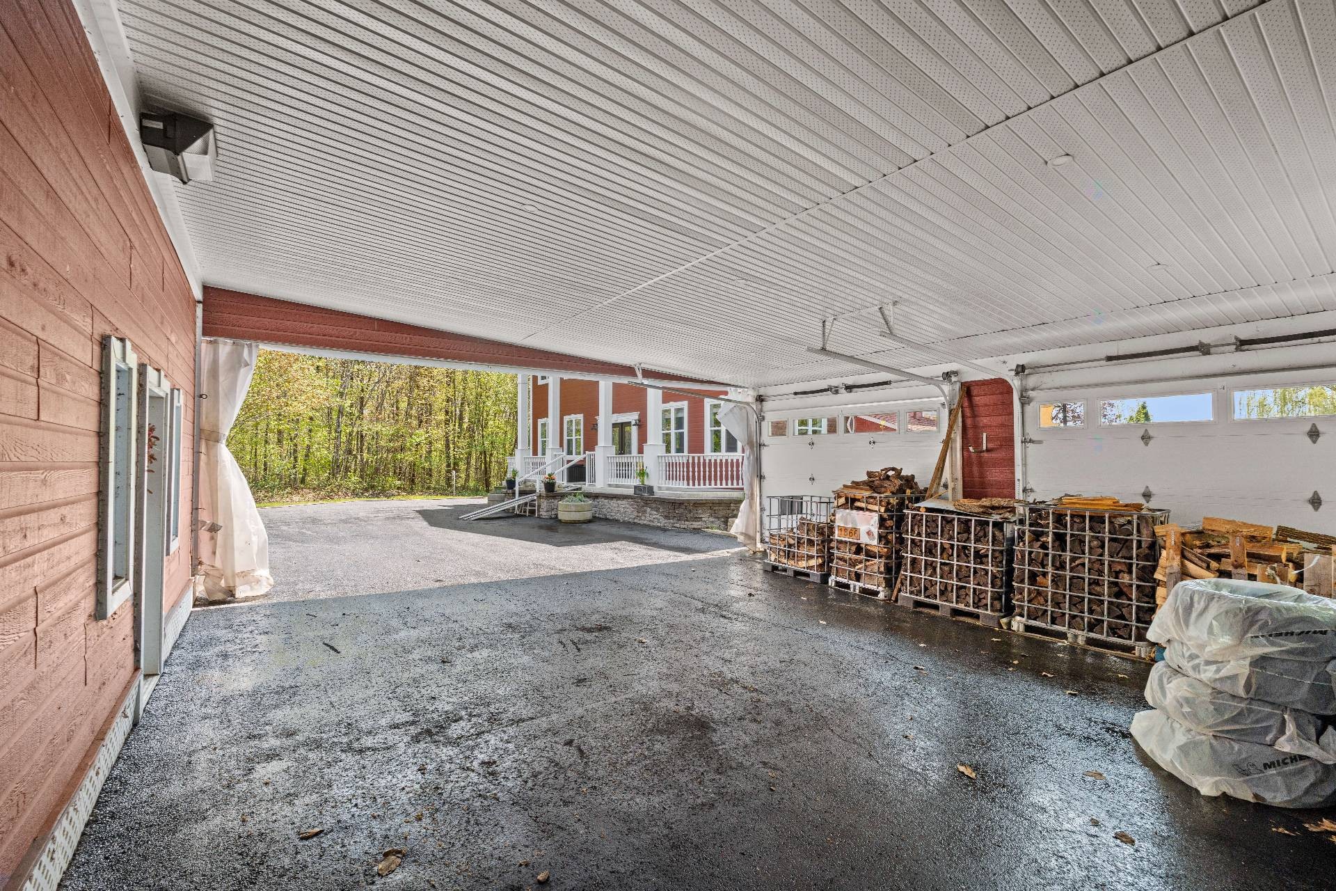 









9


Rue Francine

,
Grenville-sur-la-Rouge,




QC
J0V1B0

