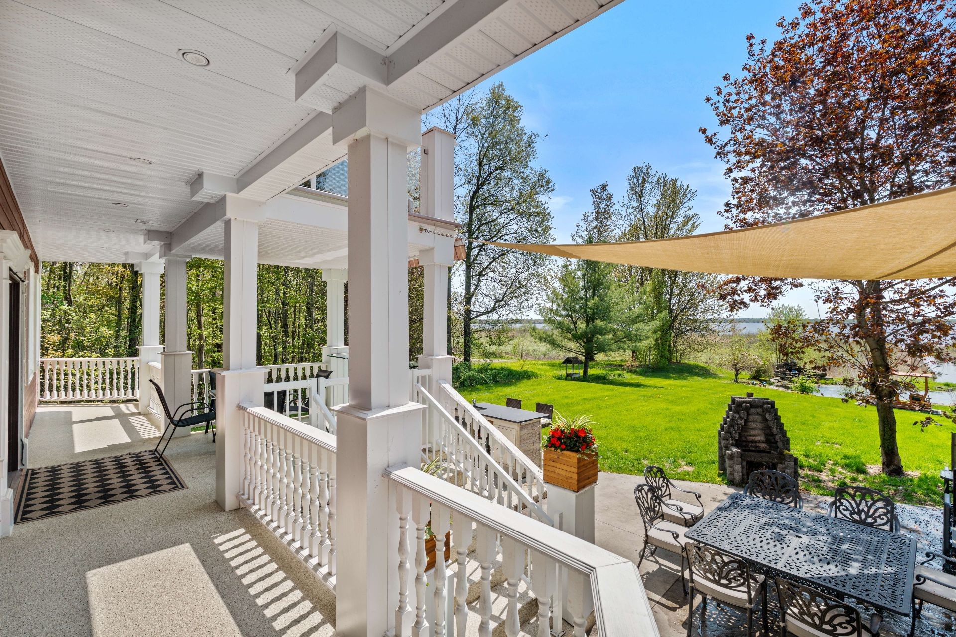 









9


Rue Francine

,
Grenville-sur-la-Rouge,




QC
J0V1B0

