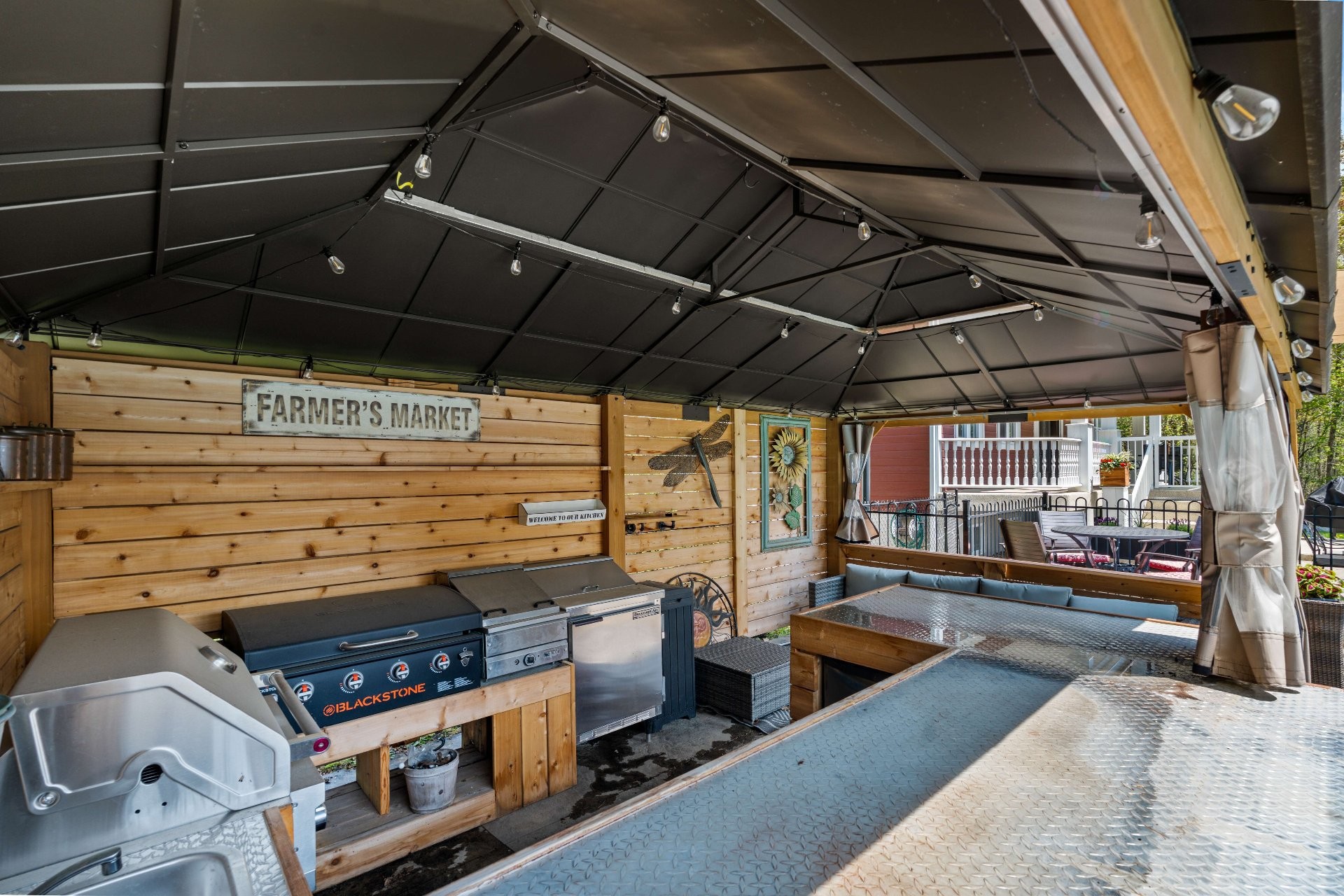









9


Rue Francine

,
Grenville-sur-la-Rouge,




QC
J0V1B0

