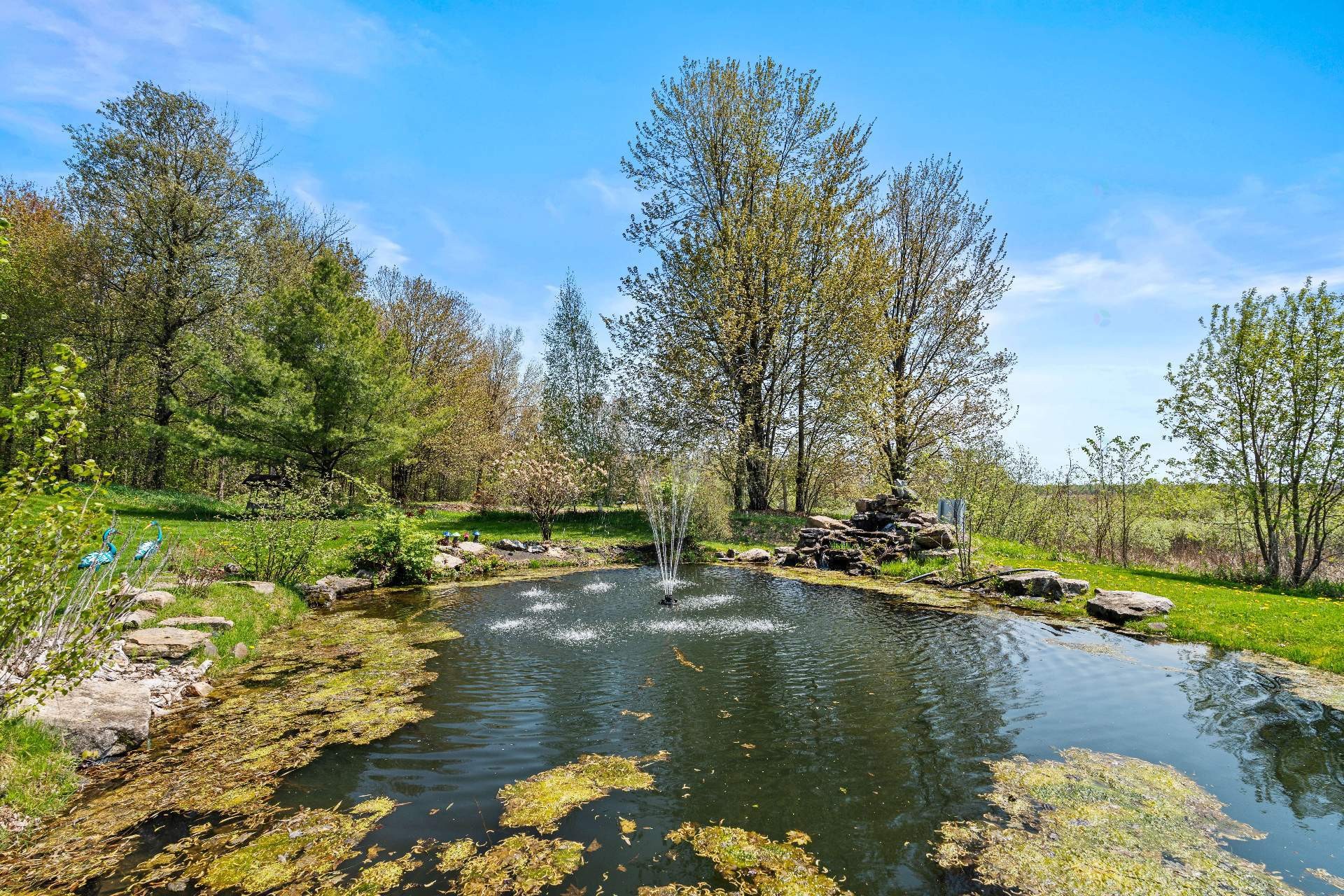 









9


Rue Francine

,
Grenville-sur-la-Rouge,




QC
J0V1B0

