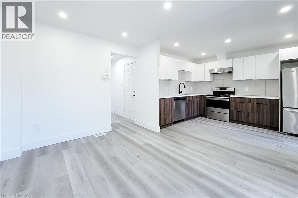 












1232 UPPER GAGE Avenue Unit# 2

,
Hamilton,




Ontario
L8W1E4

