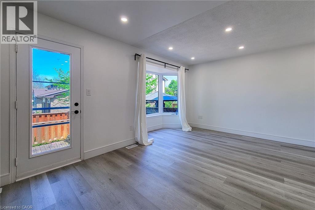 












1232 UPPER GAGE Avenue Unit# 2

,
Hamilton,




Ontario
L8W1E4

