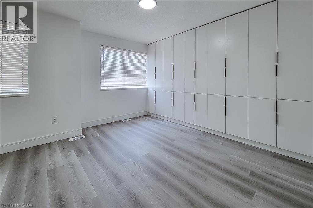 












1232 UPPER GAGE Avenue Unit# 2

,
Hamilton,




Ontario
L8W1E4


